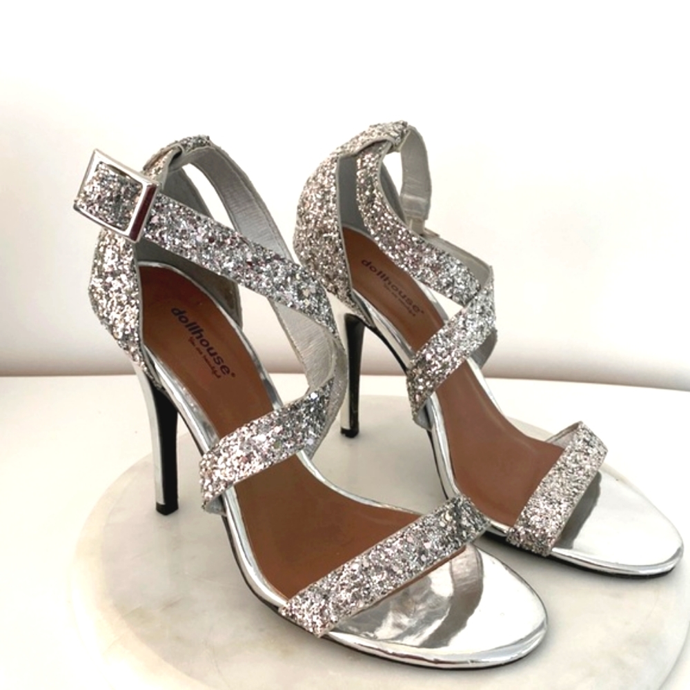 Dollhouse Silver heels Size 7.5